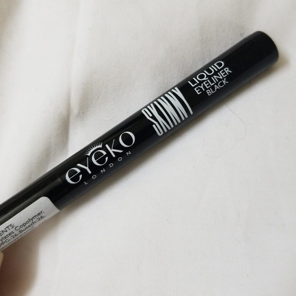 Liquid Eye Liner